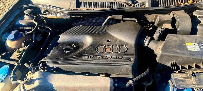 Gebraucht Audi A3 180 PS (132 kW) 2000 Andere farben Kleinwagen