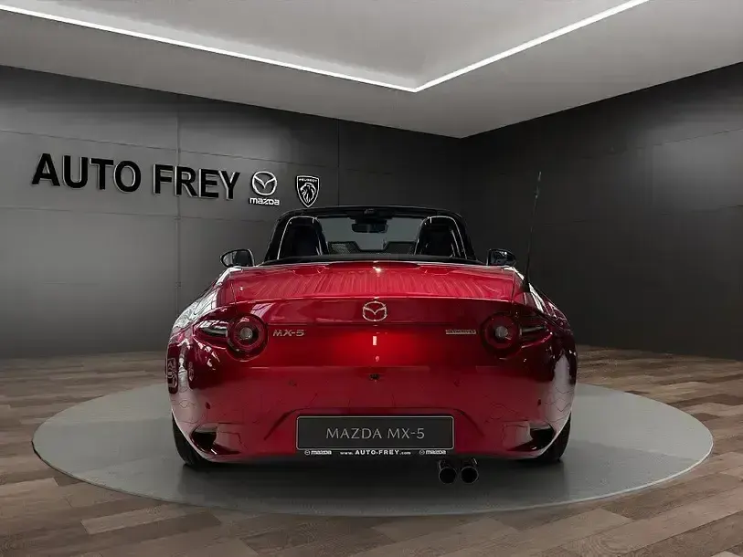 Neu Mazda MX5 Exclusive-Line 132 PS (97 kW) 2025 Rot Cabrio