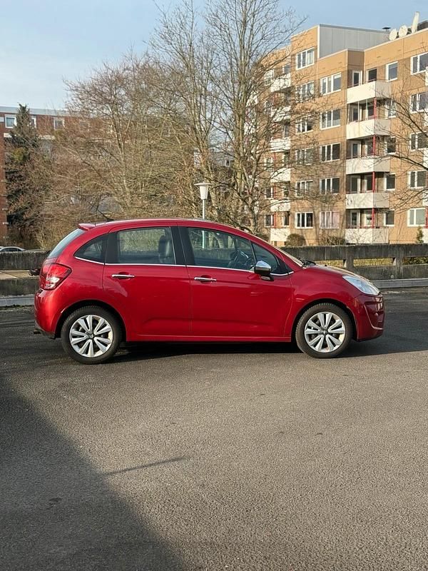 Gebraucht Citroën C3 95 PS (69 kW) 2012 Rot Limousine