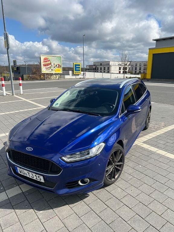 Gebraucht Ford Mondeo 179 PS (131 kW) 2016 Blau Limousine
