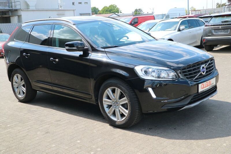 Gebraucht Volvo XC60 Kinetic 150 PS (110 kW) 2017 Schwarz SUV