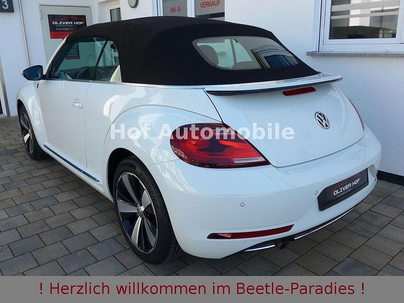 Gebraucht VW Beetle Sound 105 PS (77 kW) 2017 Weiß Kleinwagen