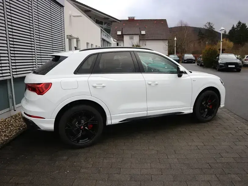 Gebraucht Audi Q3 S-Line 245 PS (180 kW) 2021 Ibisweiß SUV