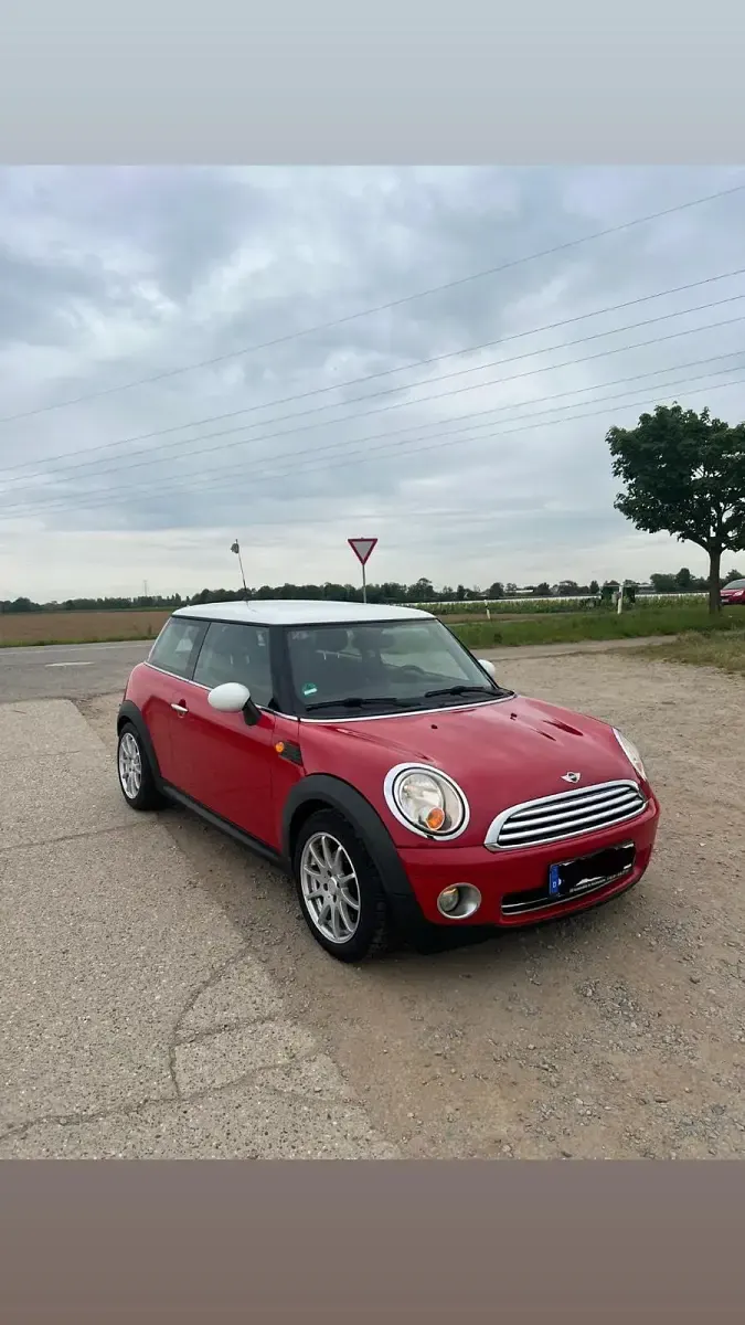Używany Mini Cooper 120 KM (88 kW) 2007 Czerwony Hatchback