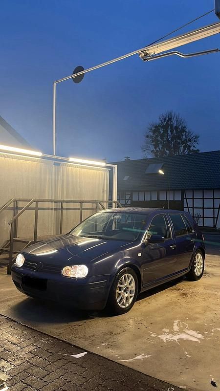 Gebraucht VW Golf 90 PS (66 kW) 2001 Blau Limousine
