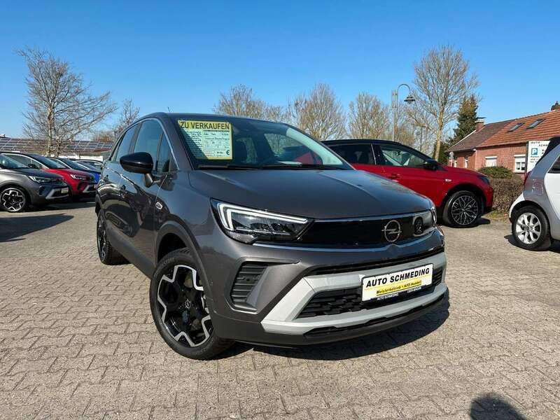 Mondstein grau/e:vulkan grau Gebraucht 2023 Opel Crossland X Business Elegance SUV | 20.450 € (Fairer Preis) - Bild 1/4