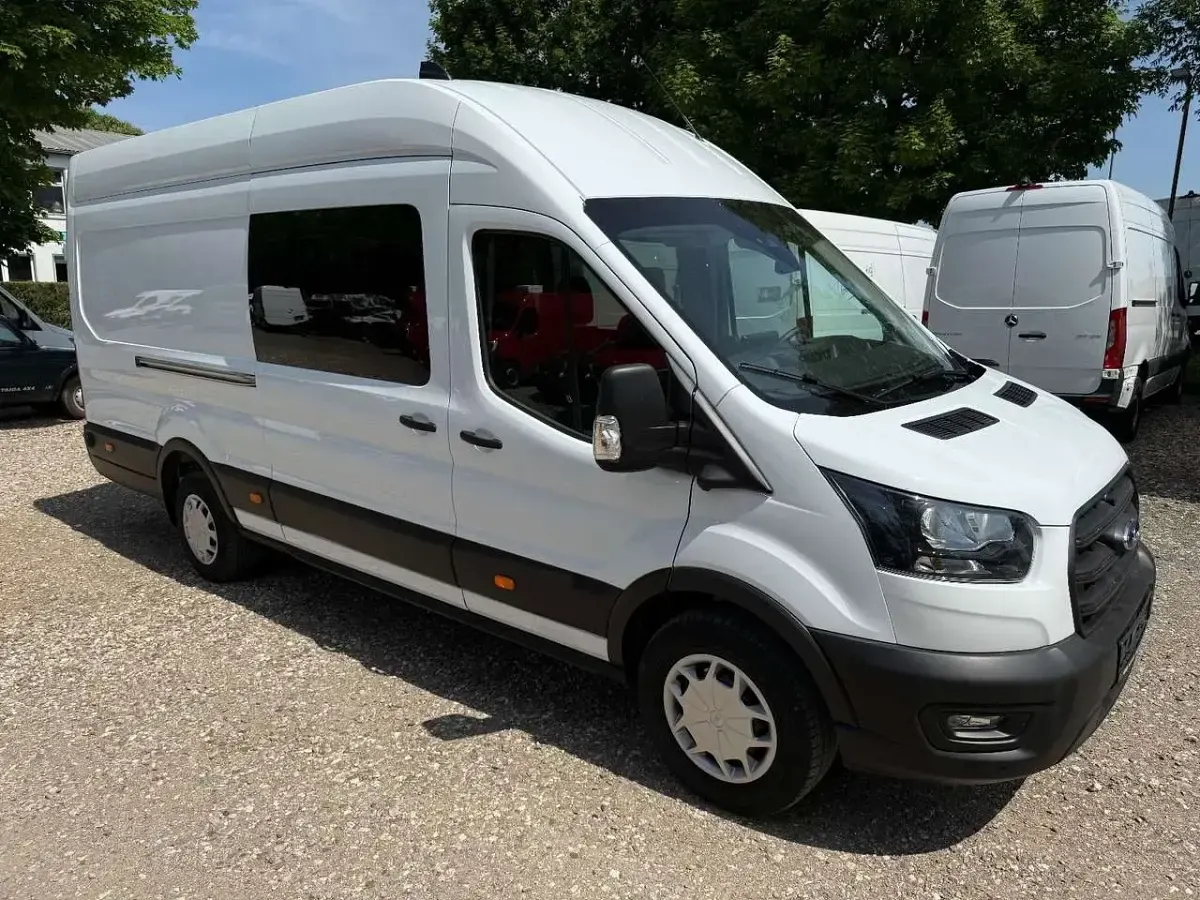 Gebraucht Ford Transit 131 PS (96 kW) 2025 Frostweiß Van / Kleinbus