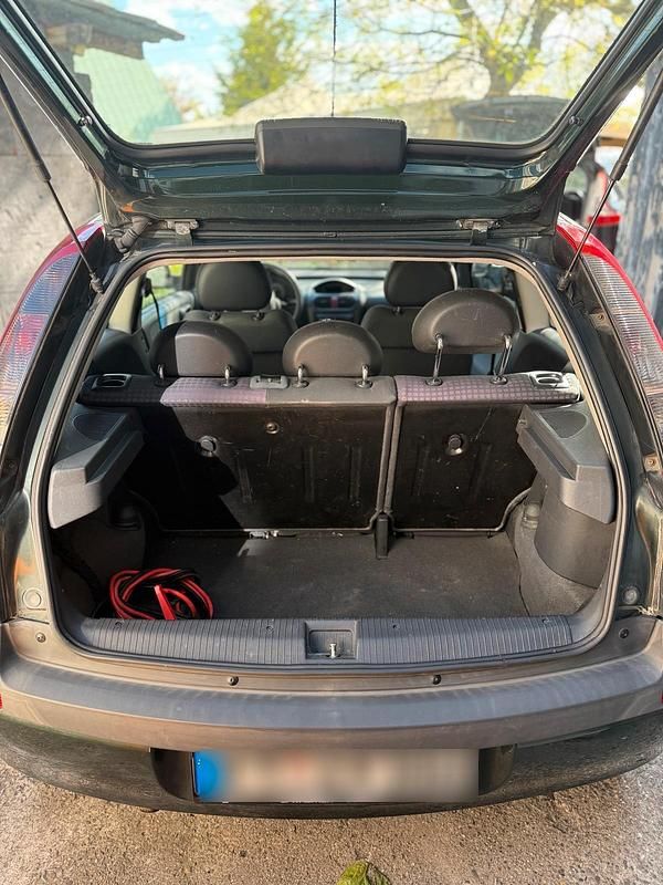 Usata Opel Corsa 2003 Beige Utilitaria