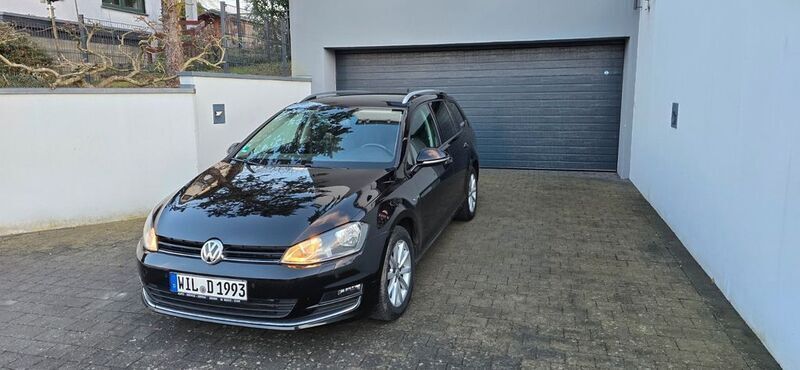 Schwarz Gebraucht 2015 VW Golf VII Comfortline Kombi | 7.000 € (Superpreis) - Bild 1/4