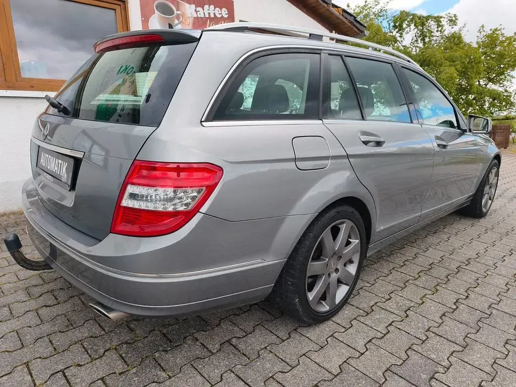 Gebraucht Mercedes C280 231 PS (169 kW) 2009 Palladiumsilber  metalliclack Kombi