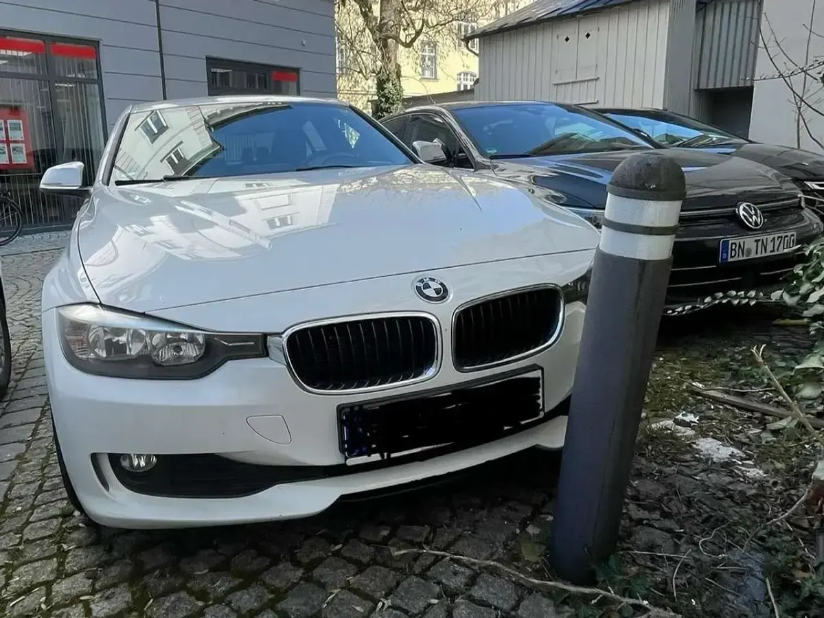 Gebraucht BMW 316 116 PS (85 kW) 2013 Weiß Limousine