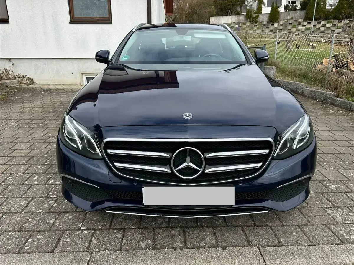 Brugt Mercedes E220 194 HK (142 kW) 2019 Blå Stationcar