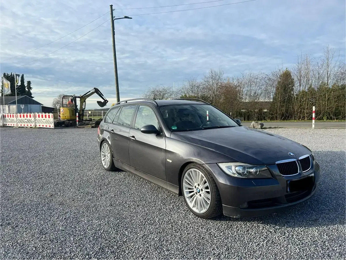 Gebraucht BMW 320 Performance 163 PS (119 kW) 2007 Kombi