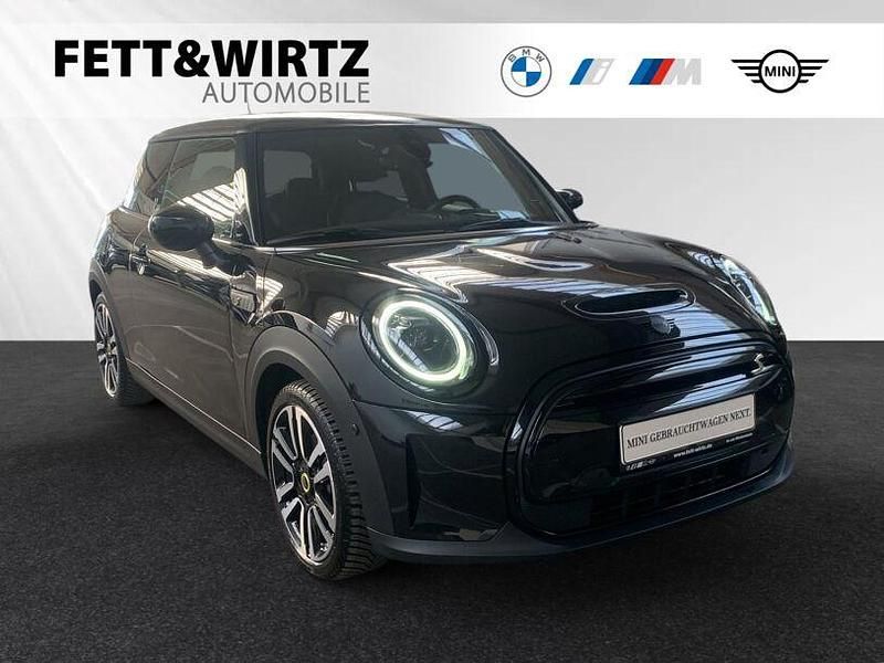 Gebraucht Mini Cooper SE 135 kW (184 PS) 2023 Schwarz Kleinwagen