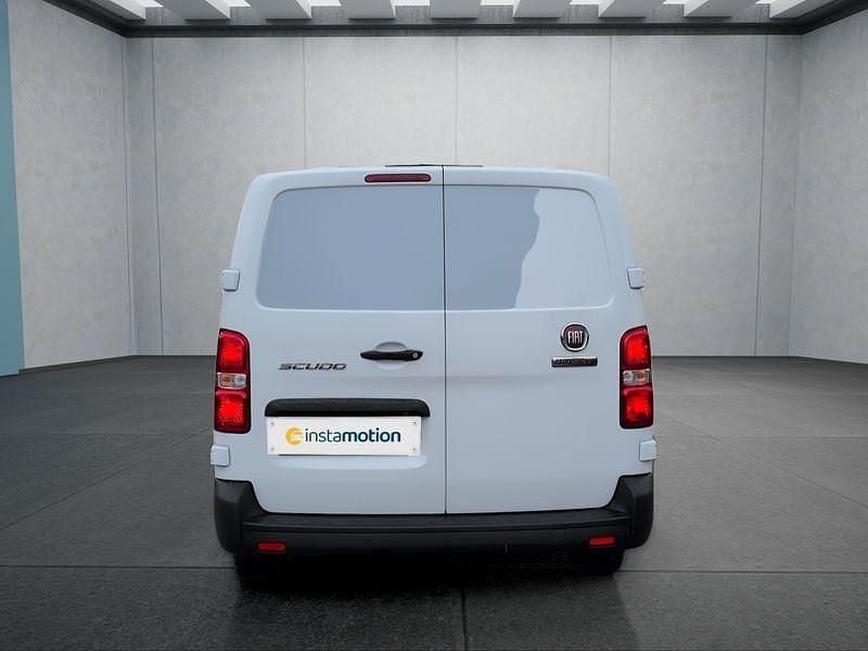 Gebraucht Fiat Scudo 177 PS (130 kW) 2024 Weiß Van