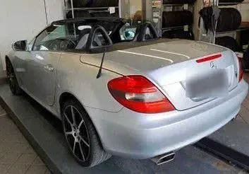 Gebraucht Mercedes SLK200 184 PS (135 kW) 2010 Silber Cabrio