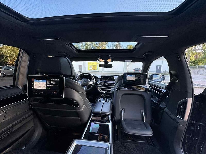 Gebraucht BMW 750L 400 PS (294 kW) 2019 Blau Limousine
