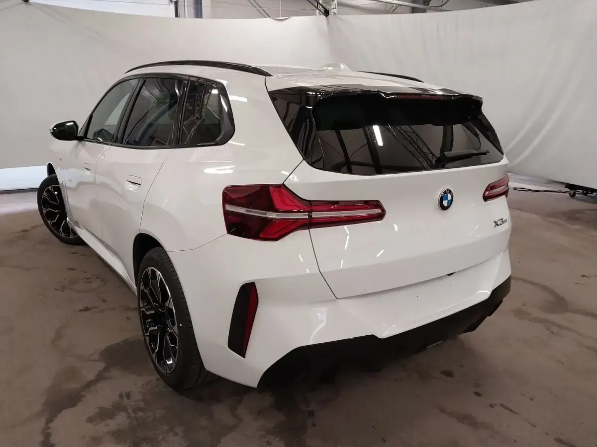 Gebraucht BMW X3 M Sport 208 PS (152 kW) 2025 Alpinweiß SUV