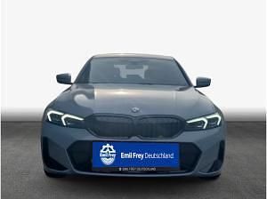 Neu BMW 330 Performance 245 PS (180 kW) 2026 Grau Limousine