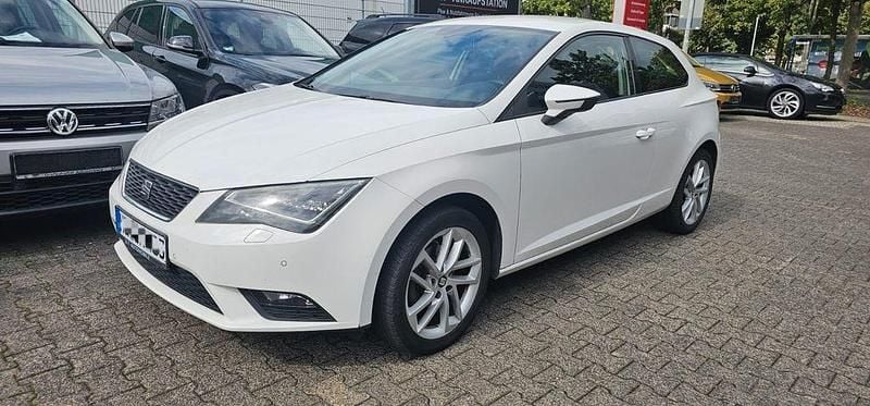 Weiß Gebraucht 2014 Seat Leon SC Sport Kleinwagen | 7.999 € (Fairer Preis) - Bild 1/4