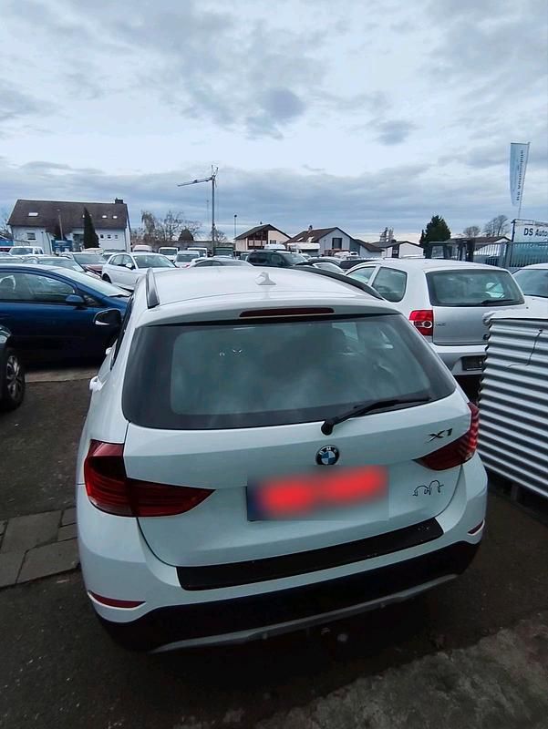 Gebraucht BMW X1 150 PS (110 kW) 2012 Weiß SUV