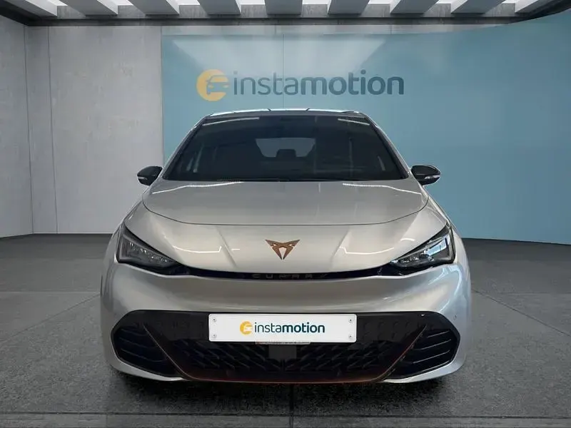Second-hand Cupra Born 169 kW (231 CP) 2025 Argintiu Hatchback