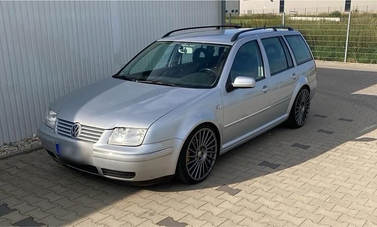 Gebraucht 2002 VW Bora Highline Limousine | 1.950 € (Teuer) - Bild 1/4