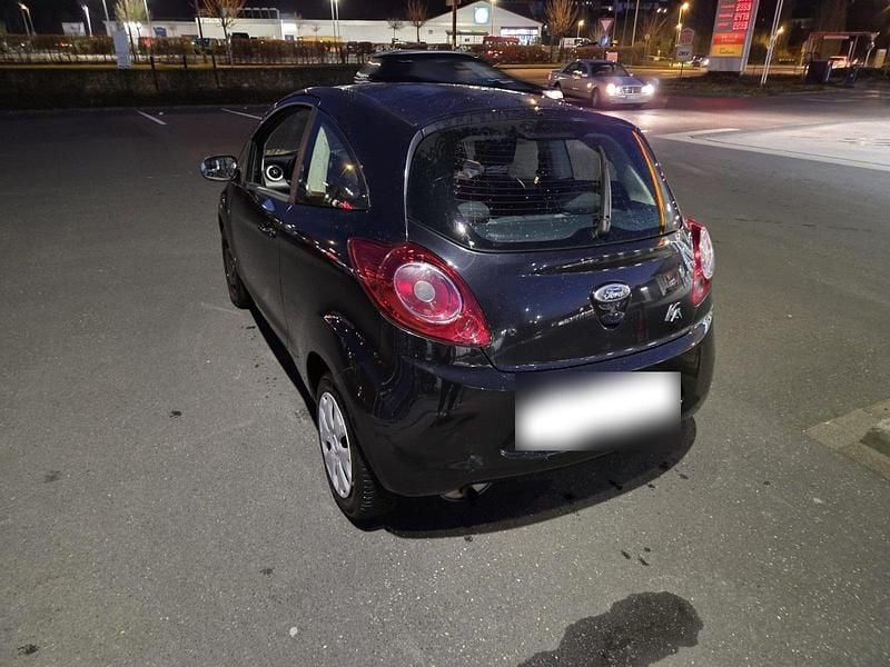 Gebraucht Ford Ka 69 PS (50 kW) 2010 Schwarz Kleinwagen