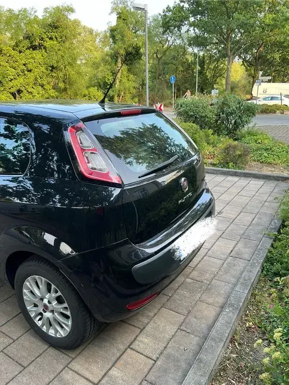 Gebraucht Fiat Punto Evo Active 77 PS (56 kW) 2010 Schwarz Kleinwagen