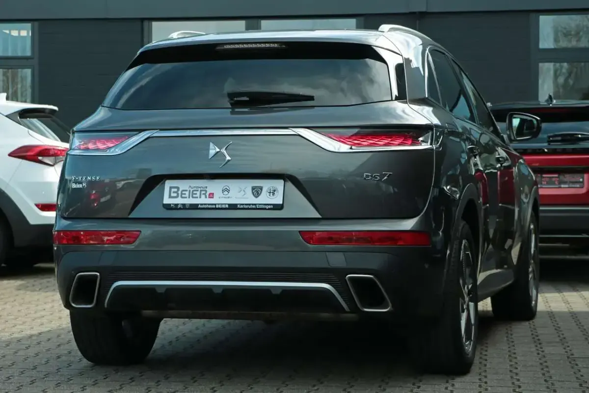 Gebraucht DS Automobiles DS7 Crossback Rivoli Plus 224 PS (164 kW) 2022 Grau SUV