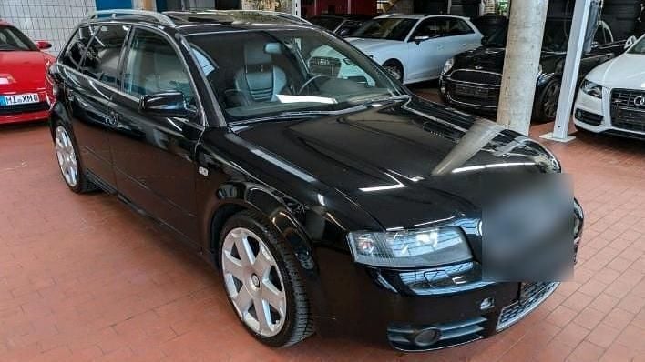 Schwarz Gebraucht 2004 Audi S4 Kombi | 9.490 € (Teuer) - Bild 1/4