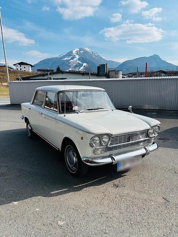 Gebraucht Fiat 1500 75 PS (55 kW) 1967 Weiß Limousine