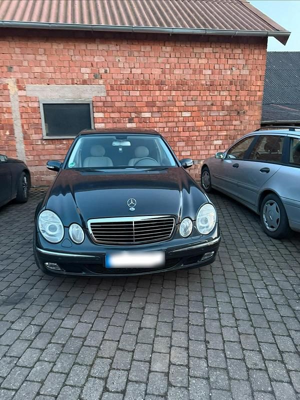 Gebraucht Mercedes E500 306 PS (225 kW) 2002 Grau Limousine