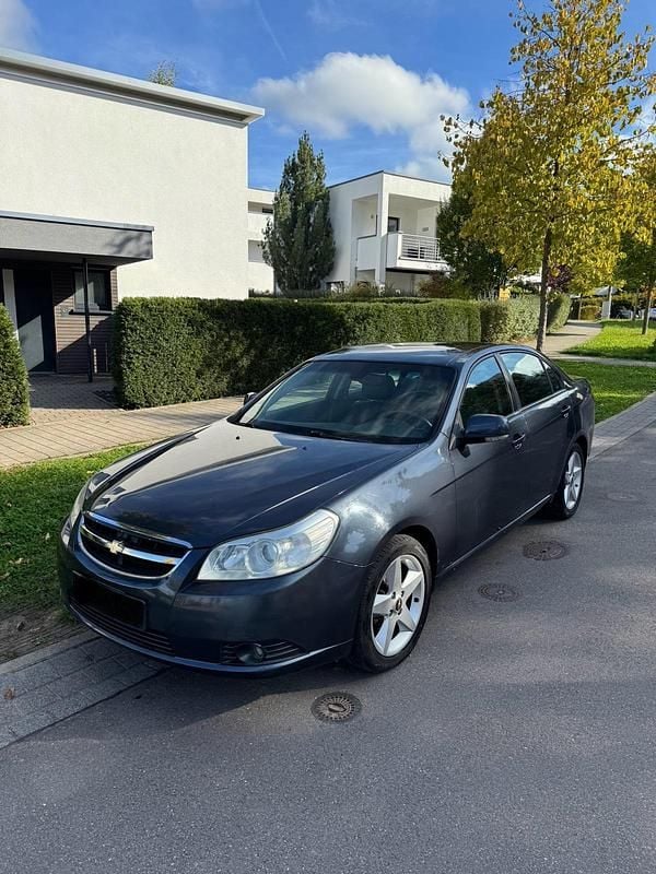 Grau Gebraucht 2007 Chevrolet Epica LS Limousine | 1.800 € (Fairer Preis) - Bild 1/4