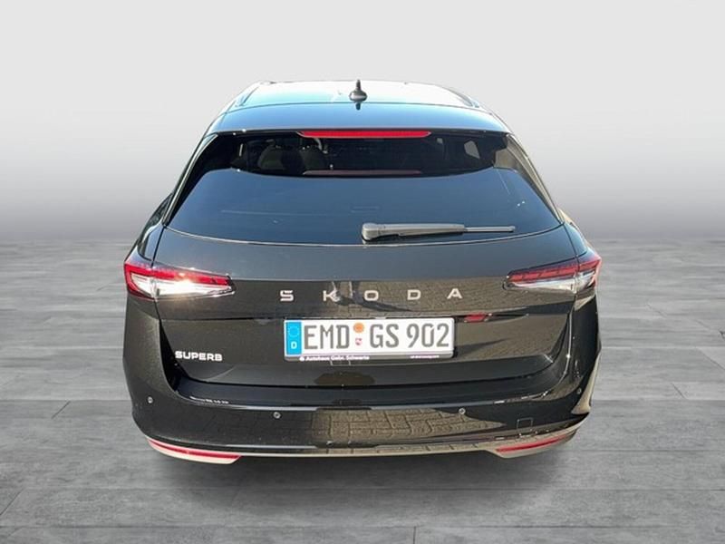 Gebraucht Skoda Superb Selection 150 PS (110 kW) 2025 Schwarz Kombi