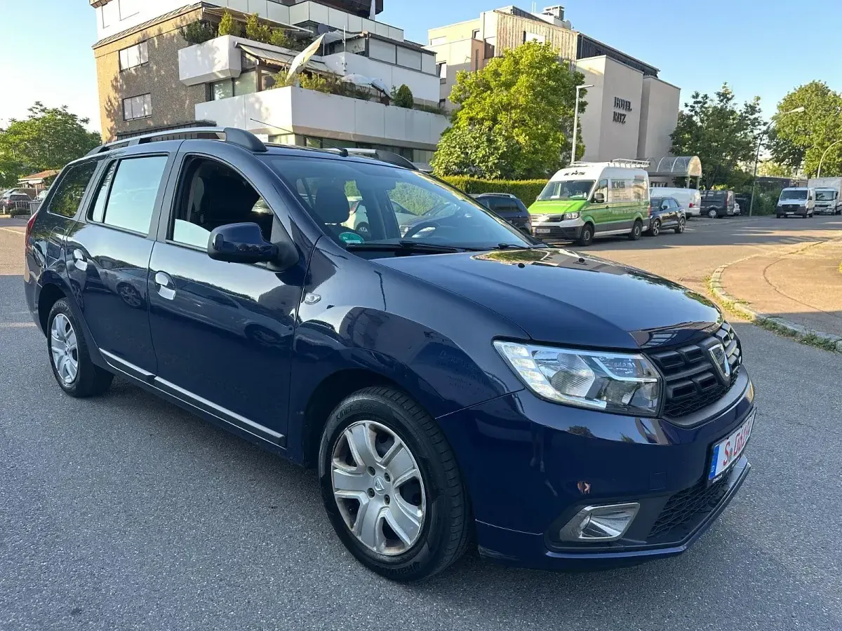Gebraucht Dacia Logan MCV Essentiel 90 PS (66 kW) 2017 Blau Kombi