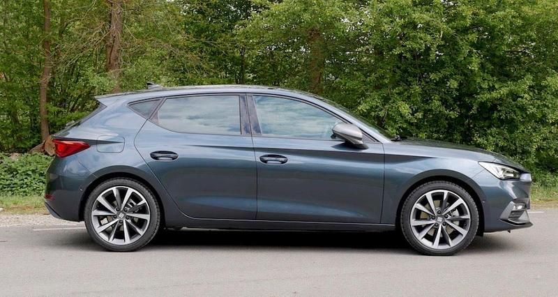 Gebraucht Seat Leon FR 149 PS (109 kW) 2022 Grau Limousine