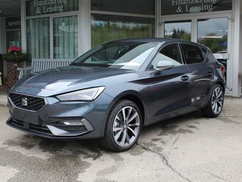 Grau Neu 2025 Seat Leon FR Limousine | 37.900 € - Bild 1/4
