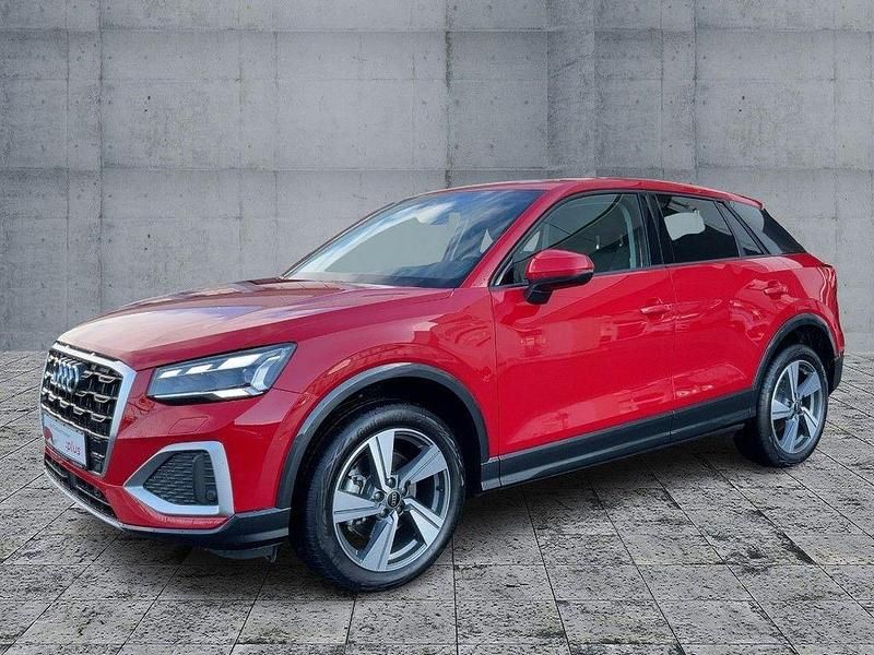 Gebraucht Audi Q2 Advanced 150 PS (110 kW) 2025 Rot SUV
