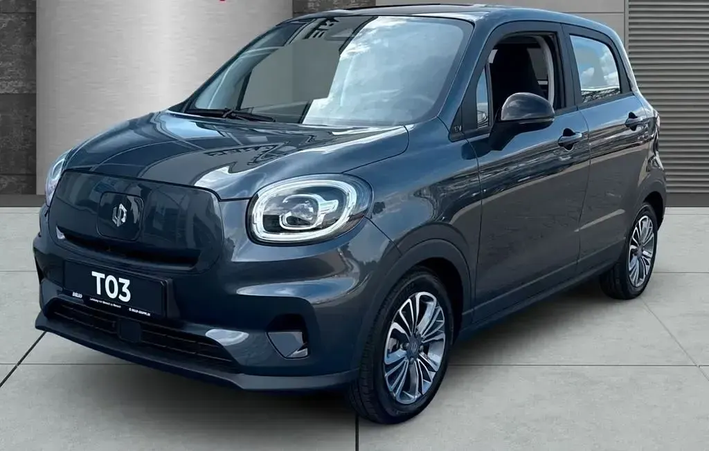 Neu Leapmotor T03 69 kW (95 PS) 2026 Grau Kleinwagen