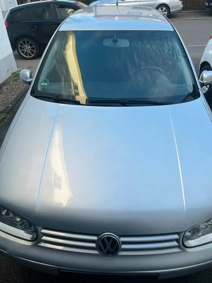 Usata VW Golf IV 110 CV (80 kW) 2003 Argento Utilitaria