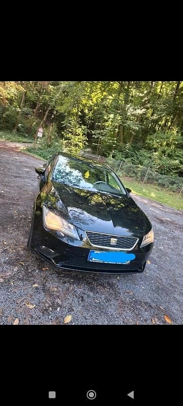 Schwarz Gebraucht 2013 Seat Leon Limousine | 7.450 € (Fairer Preis) - Bild 1/4
