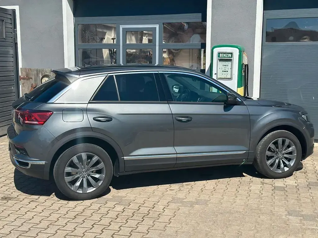 Gebraucht VW T-Roc Sport 150 PS (110 kW) 2022 Grau SUV