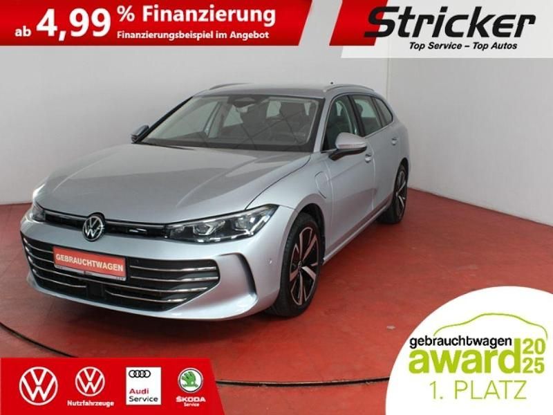 Gebraucht VW Passat Business 204 PS (150 kW) 2024 Oyster silver metallic (metallic) Kombi