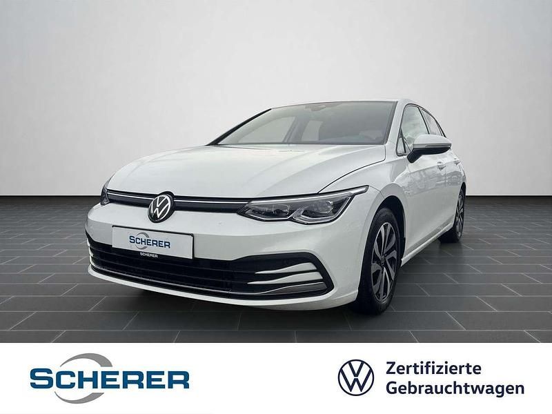 Gebraucht VW Golf VIII Active 150 PS (110 kW) 2022 Pure white Limousine
