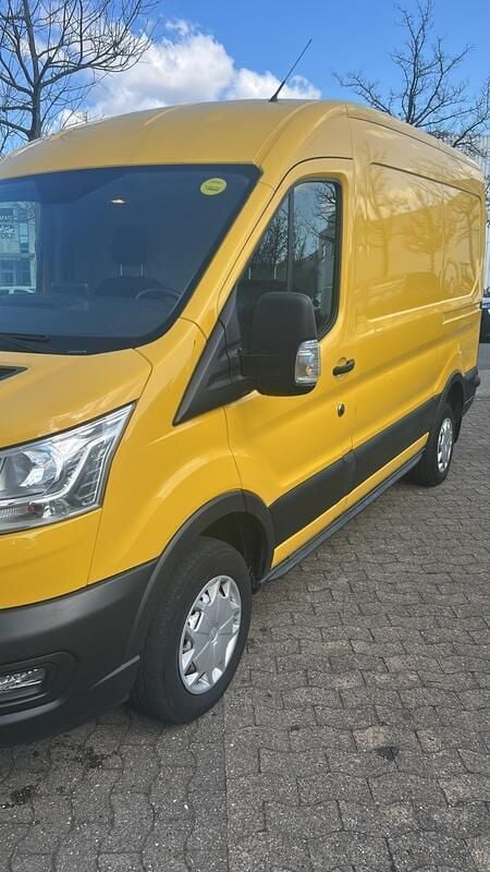 Gelb Gebraucht 2022 Ford Transit Van / Kleinbus | 15.500 € (Fairer Preis) - Bild 1/4