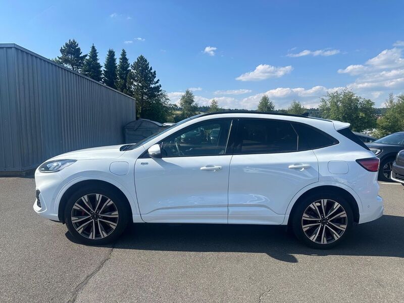 Weiß Gebraucht 2022 Ford Kuga ST-Line X SUV | 30.800 € (Fairer Preis) - Bild 1/4