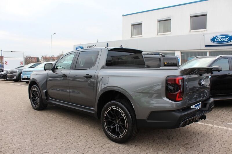 Neu Ford Ranger 241 PS (177 kW) 2025 Carbonized gey metallic Pickup
