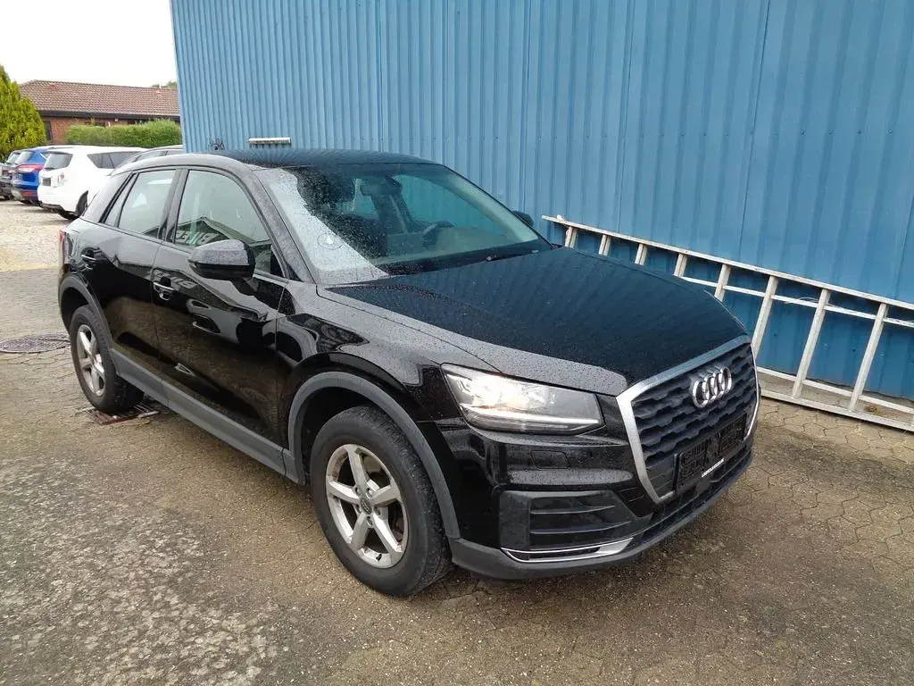 Gebraucht Audi Q2 Sport 116 PS (85 kW) 2018 Schwarz SUV