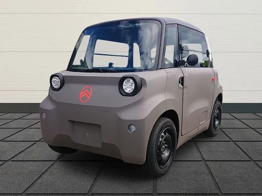 Neu Citroën AMI 2026 Grau Kleinwagen
